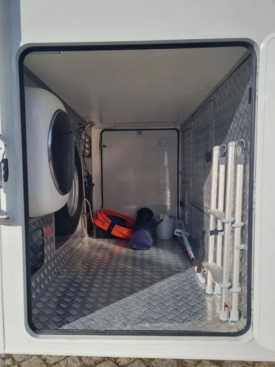 Motorhome Santo Inácio 8.5 SI  - Foto 7