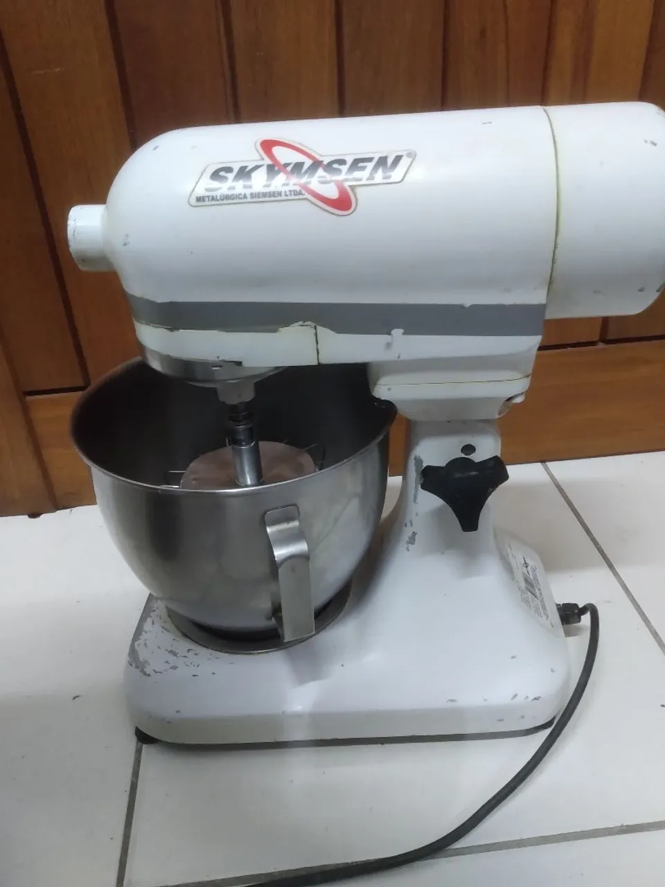 R$450,00/Batedeira Industrial Skymsen