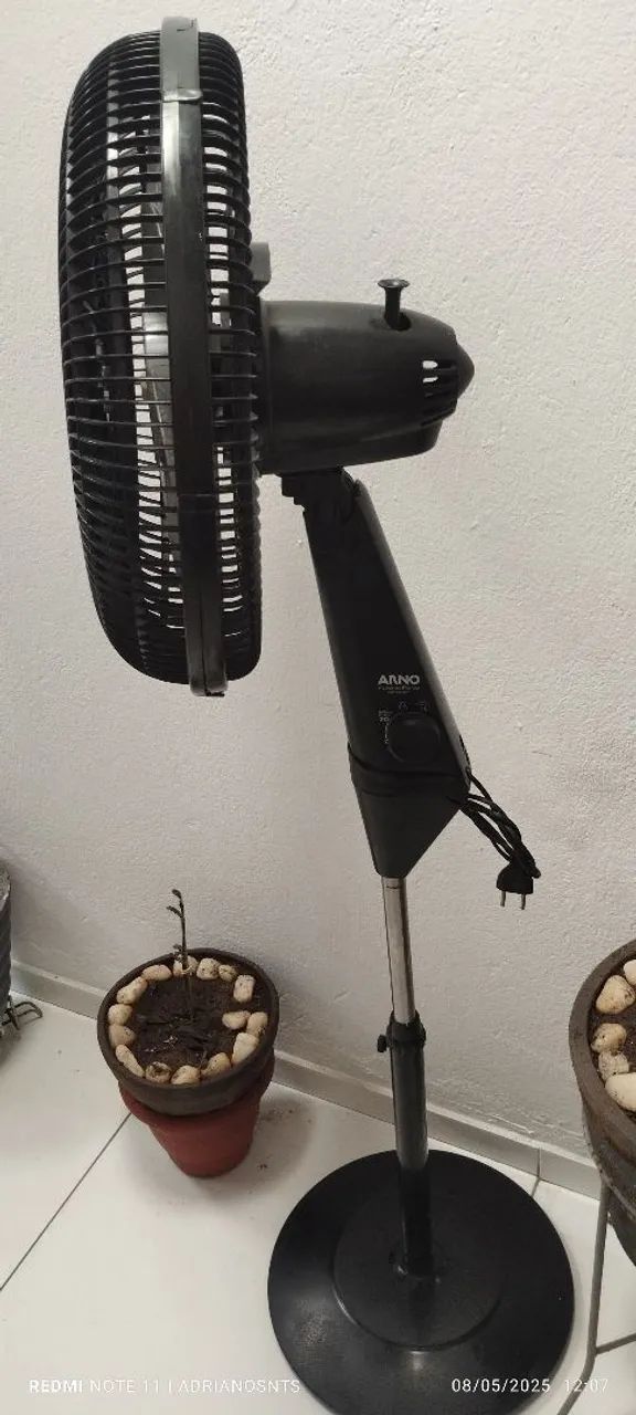 Ventilador d coluna arno, leia a descrição completa. - Foto 2