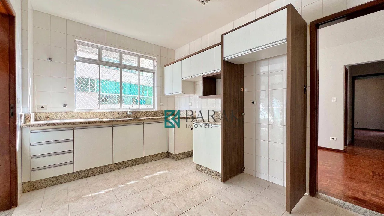 Apartamento com 3 dormitórios à venda, 123 m² por R$ 610.000,00 - Zona 01 - Maringá/PR