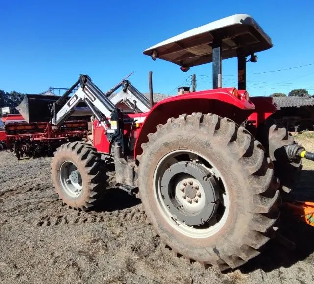 Trator Massey Ferguson - MF 4290. Fabricação 2017 - Foto 3