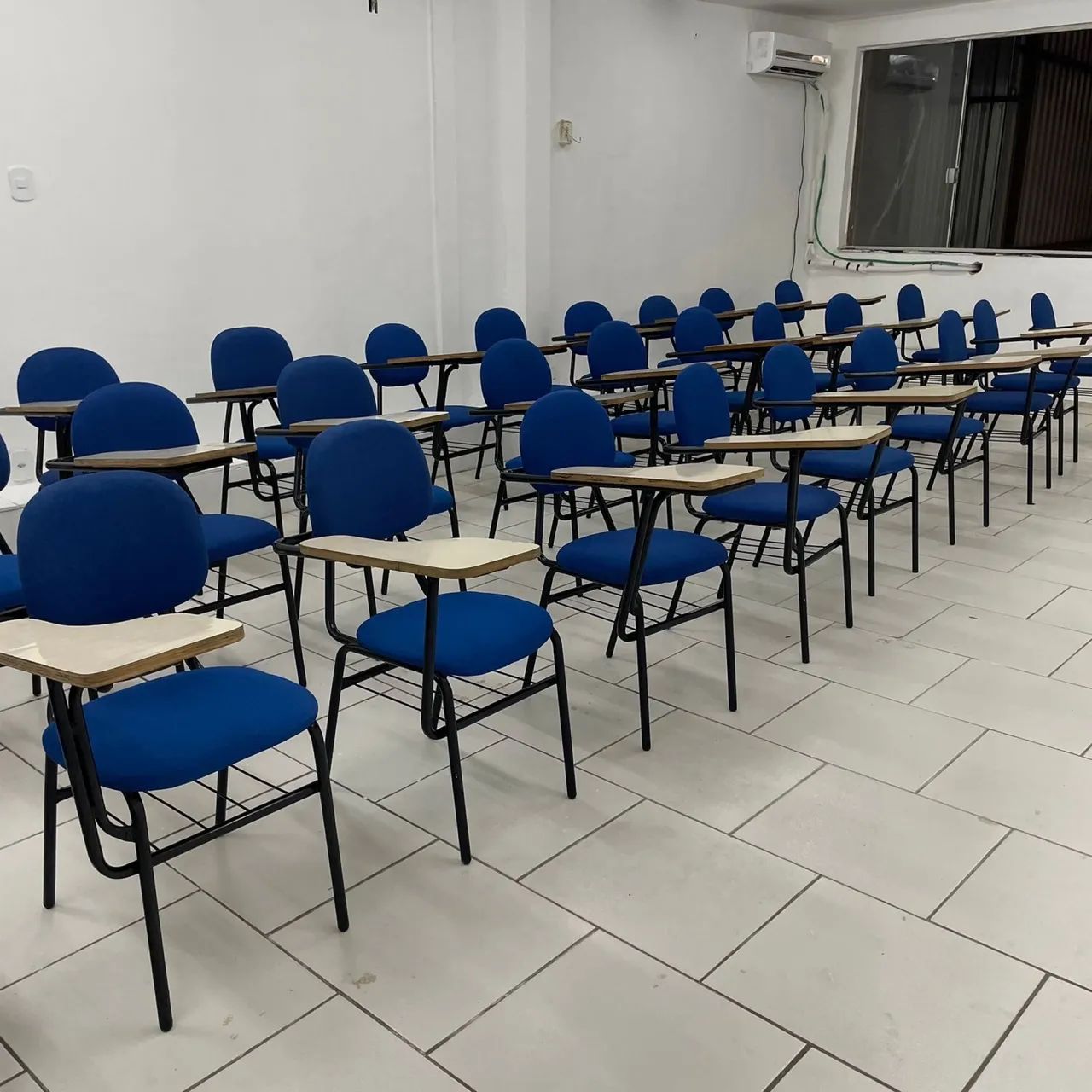 Cadeira escolar  - Foto 2