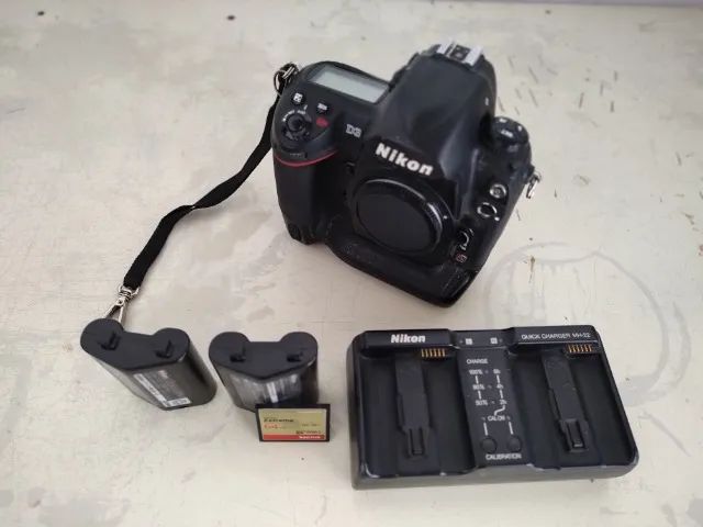 nikon d3 usada excelente. ( aceito lentes canon 24/70 f2.8 ou 24/105 f4 l II)