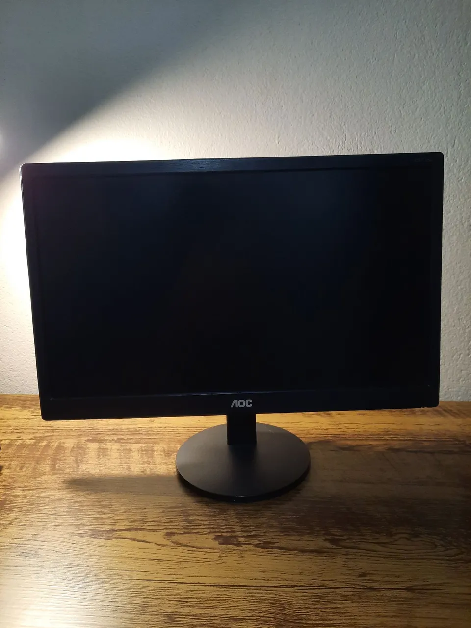 Monitor AOC 18,5 polegadas