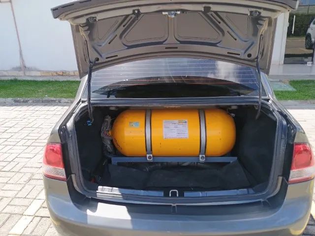 Vendo Chevrolet classic único dono 2015 - Foto 3