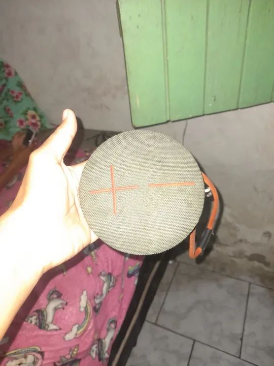 Vendo caixinha toda ok pega blutuf 50 reais alexandre * 