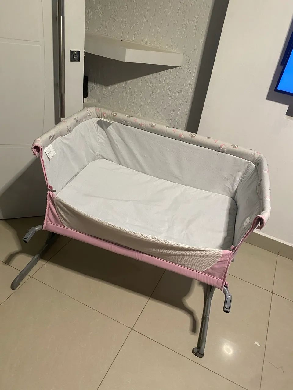 Berço portátil para bebê safety pra hojee - Foto 3