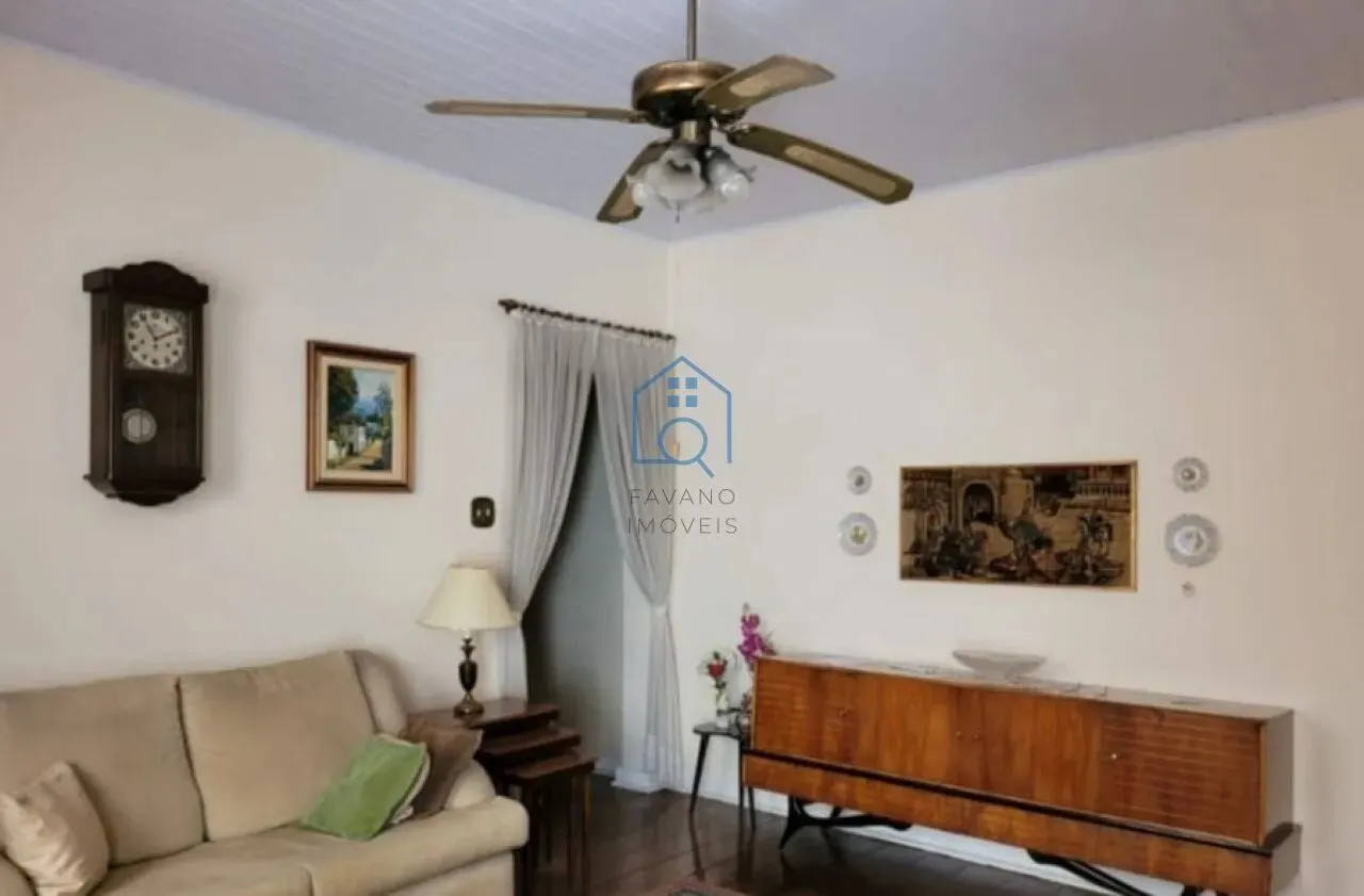Casa Térrea com 3 Quartos e 1 banheiro à Venda, 150 m² por R$ 850.000 na Lapa