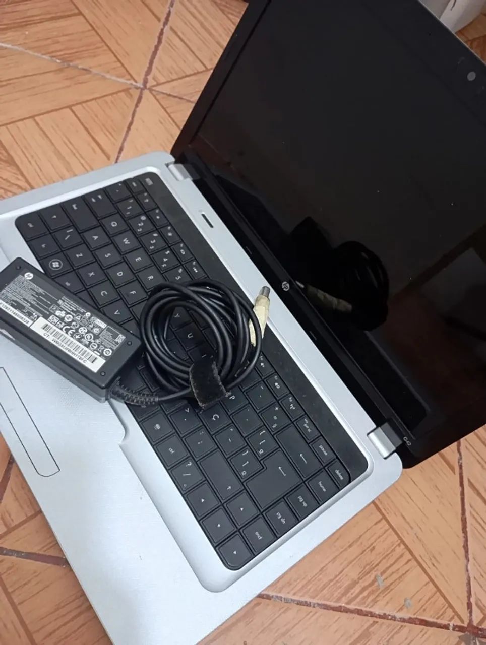 Notebook Hp G42 Amd/Intel Dual Core 2gb 14' Usado Cinza + Carregador
