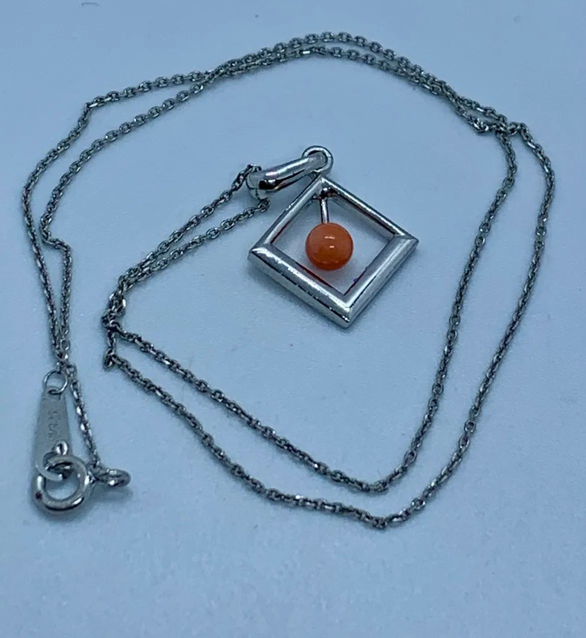 colar de prata 925 com pingente delicado