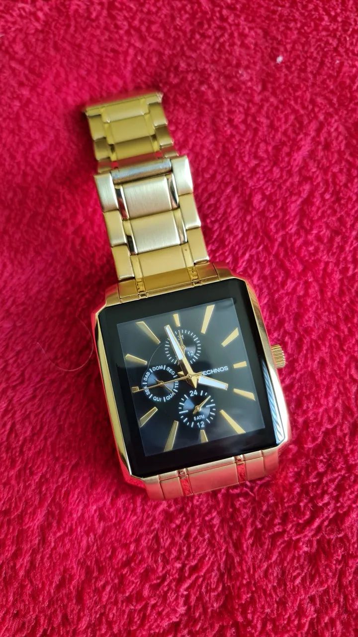 Relógio Technos Dourado Moderno e Elegante