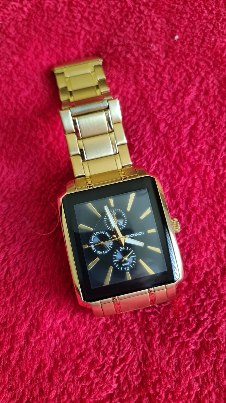 Relógio Technos Dourado Moderno e Elegante