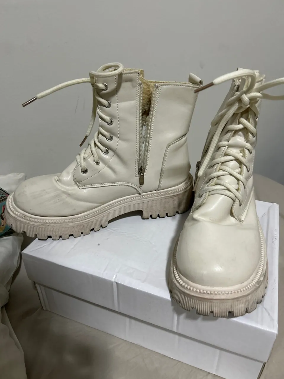 Bota bege para frio