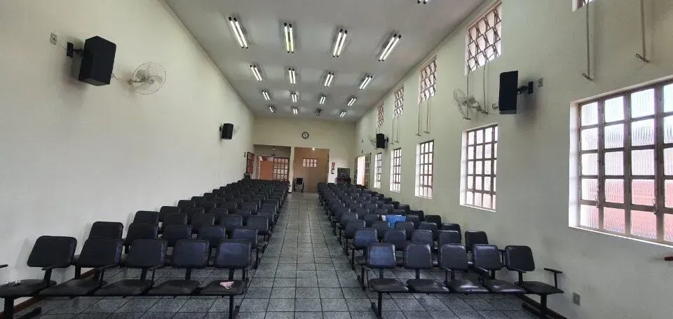 Sala Comercial para Venda em Taubaté, Chácaras Reunidas Brasil, 1 dormitório, 2 banheiros