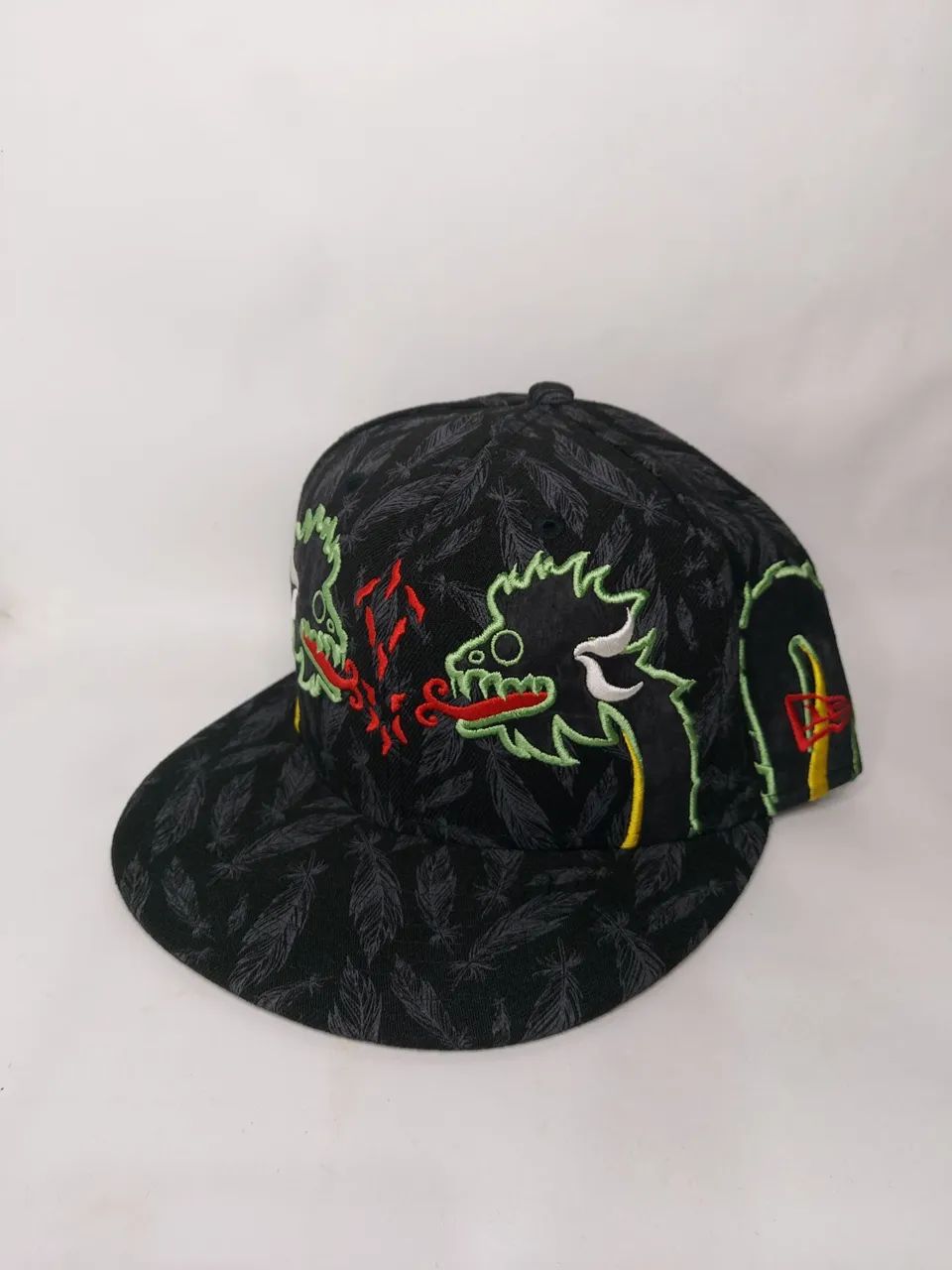 Boné New era - Dragon- 59fifty - Aba reta - Foto 2