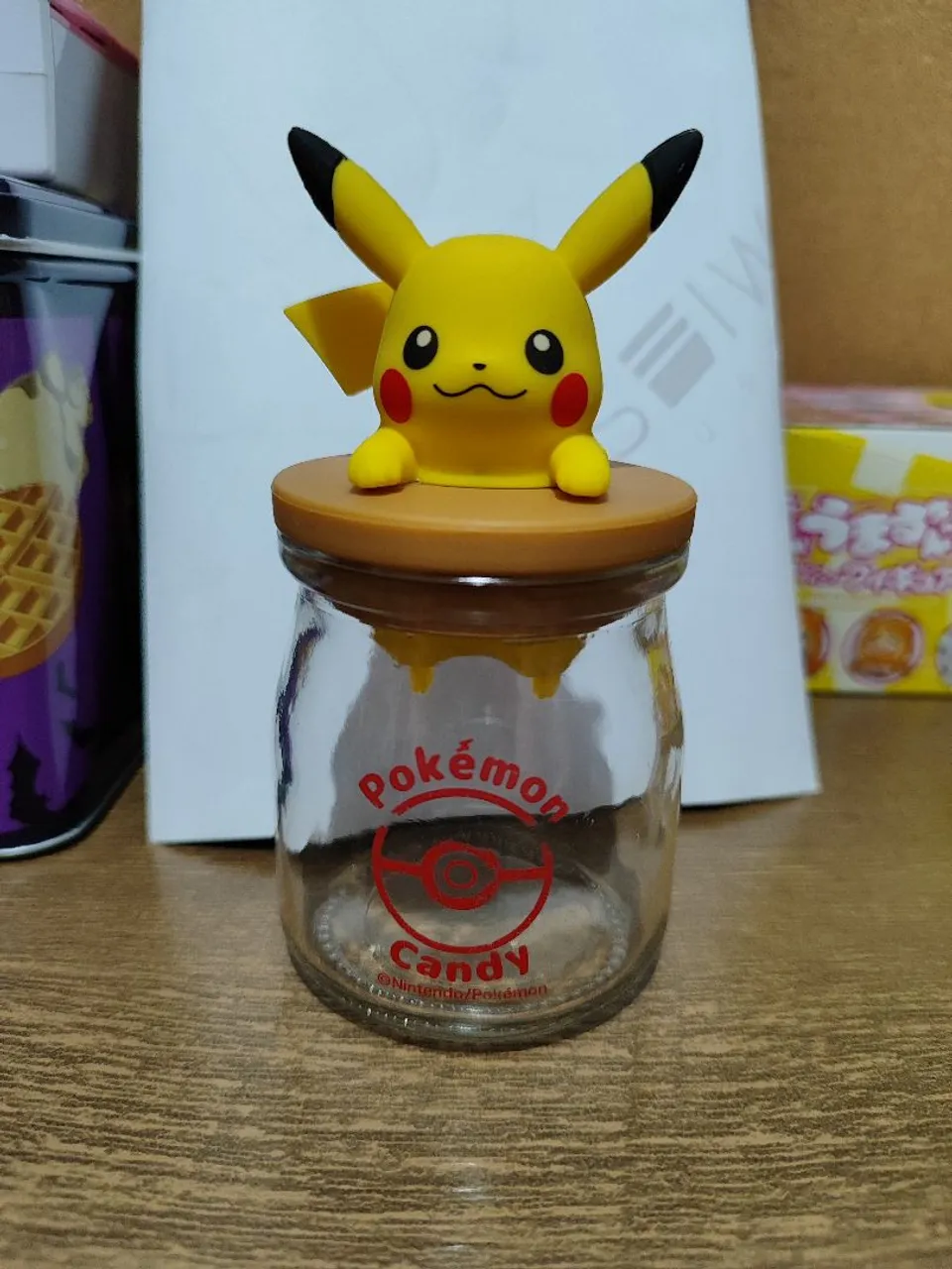 Pokemon candy bottle Pikachu (Nintendo)