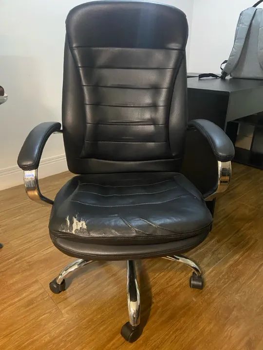 Cadeira de escritório com rodinhas - Foto 2