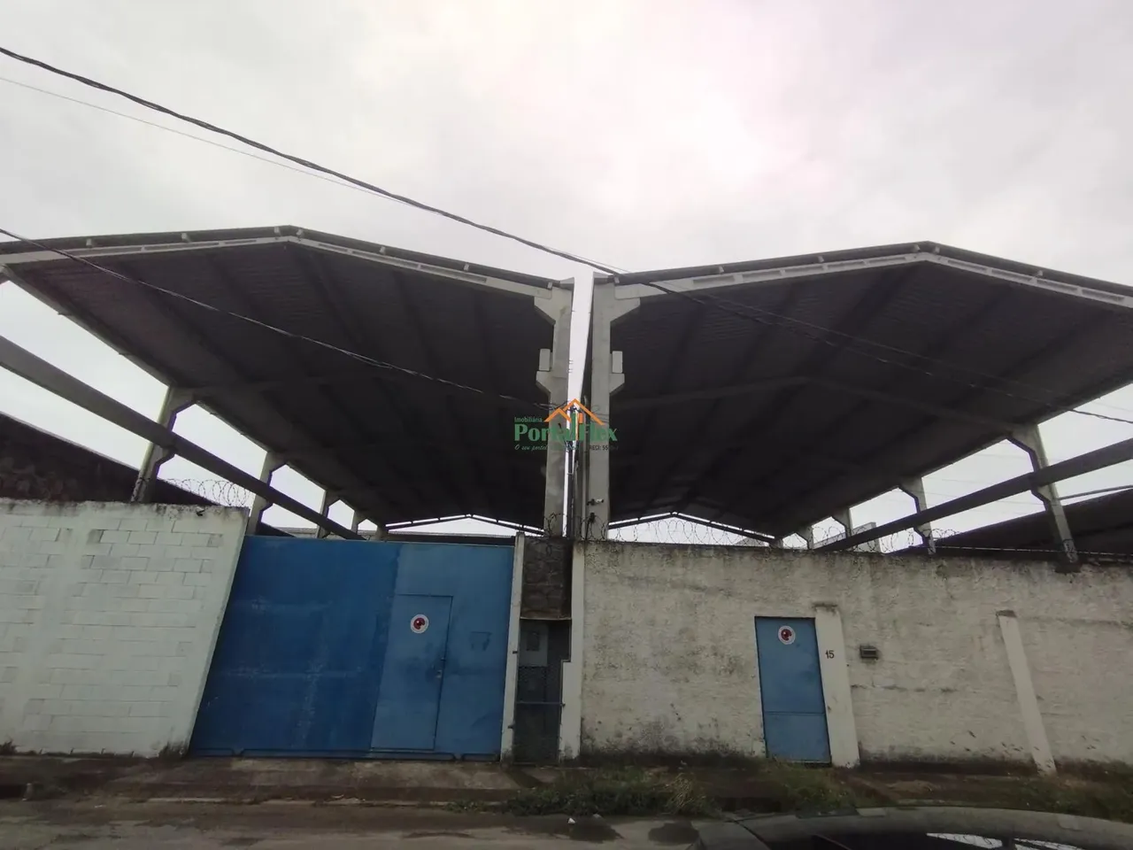 Galpão para venda, 801,64 m² por R$ 1.700.000,00/mês - Jardim Limoeiro - Serra/E