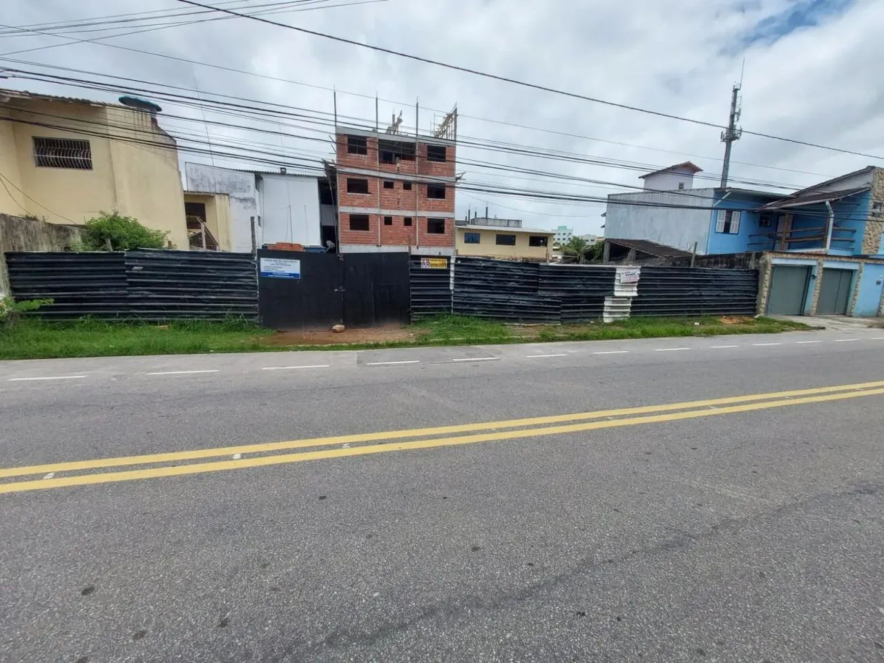 Terreno no Riviera de frente pro asfalto 200 m2 - Foto 3