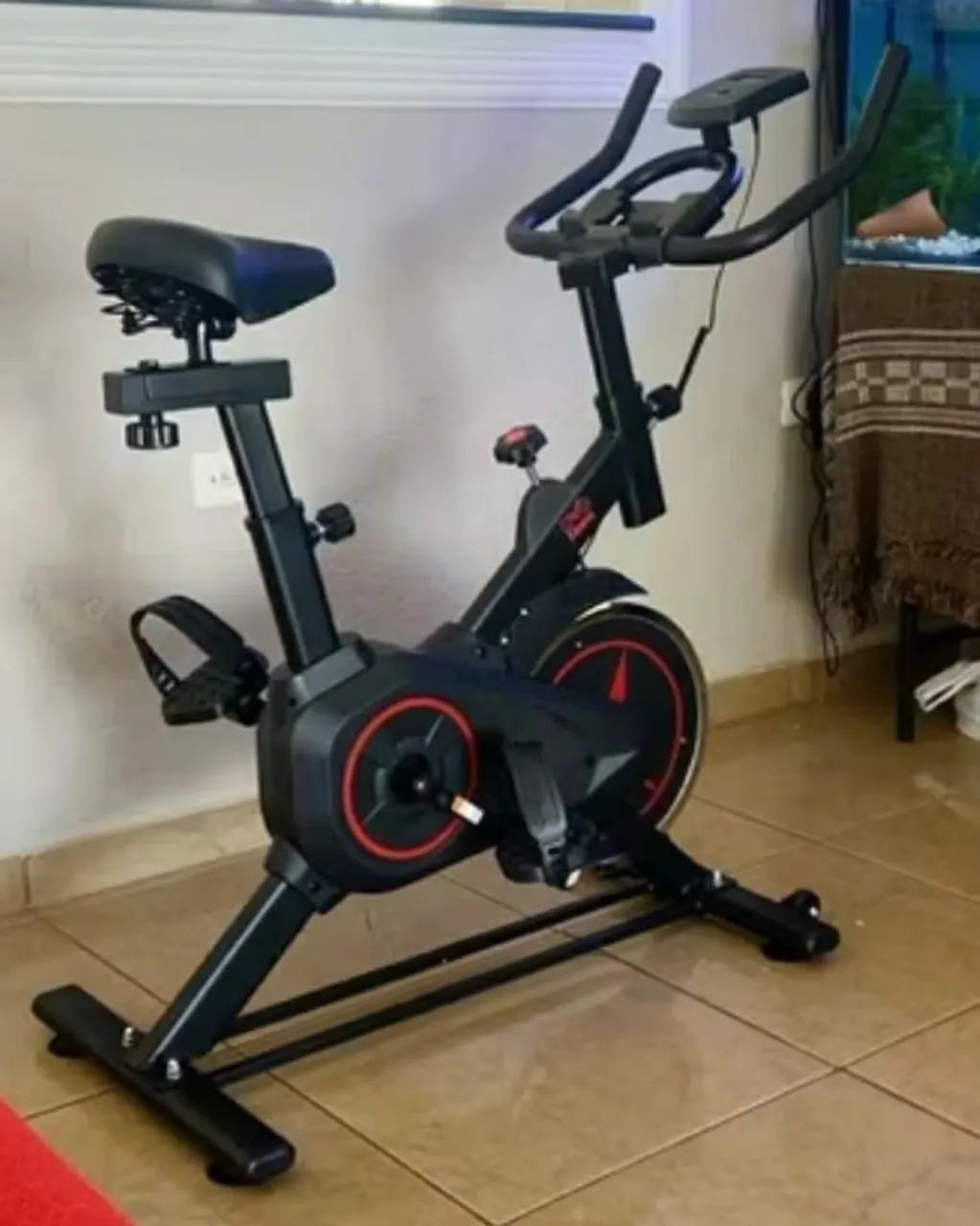 Bike ergométrica roda 7 kg  - Foto 6