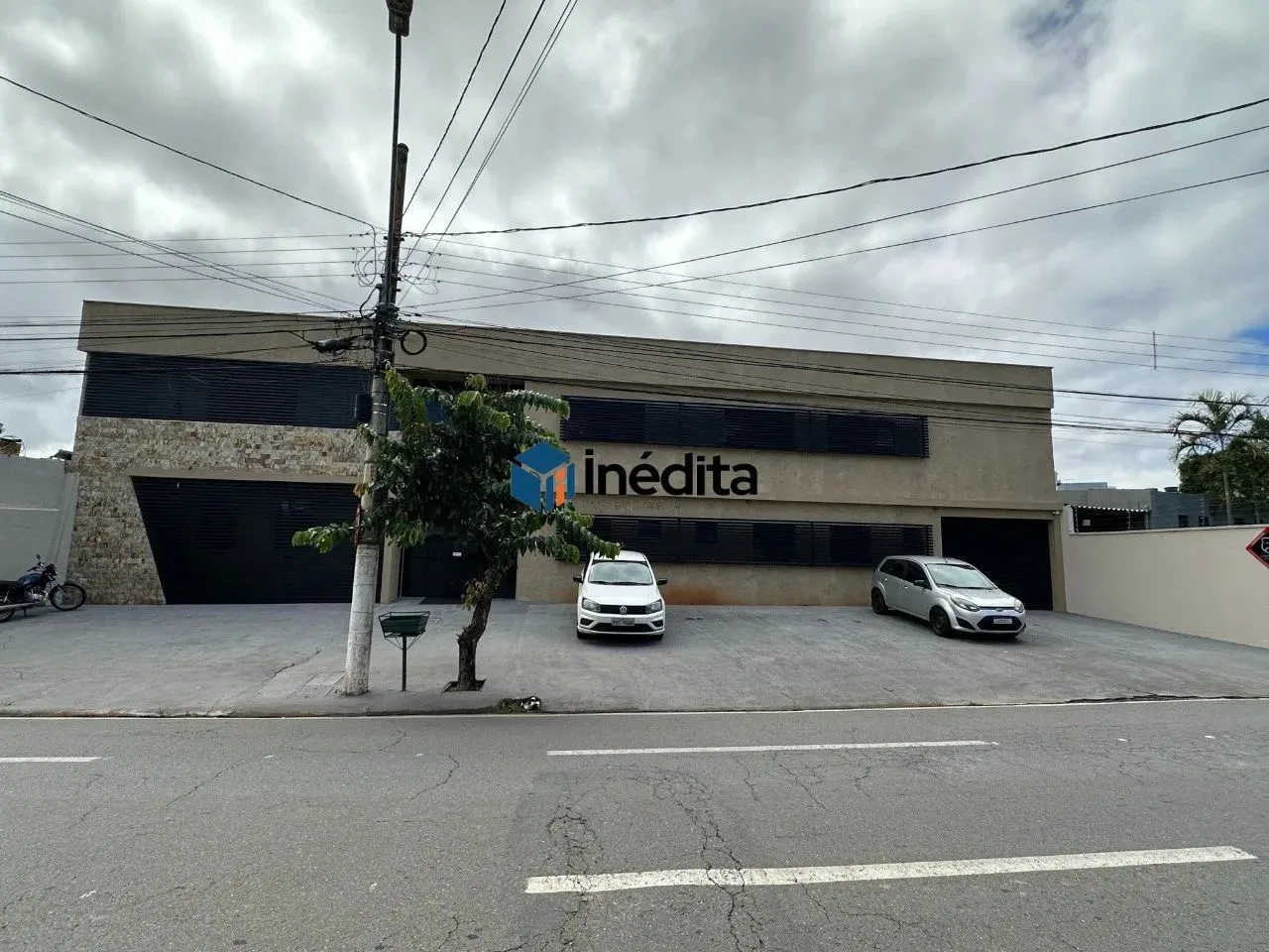 Prédio Comercial para alugar de 660,56m² por R$ 35.000,00/mês - Setor Sul - Goiânia/GO