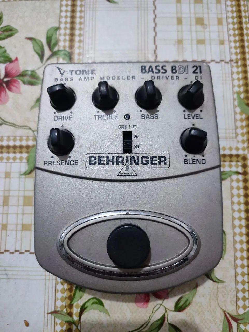 Preamp Baixo Behringer