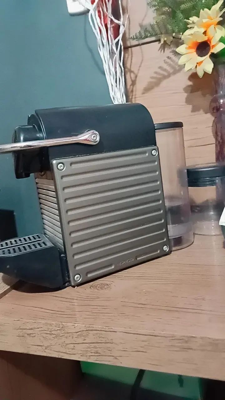 Cafeteira nespresso  - Foto 2