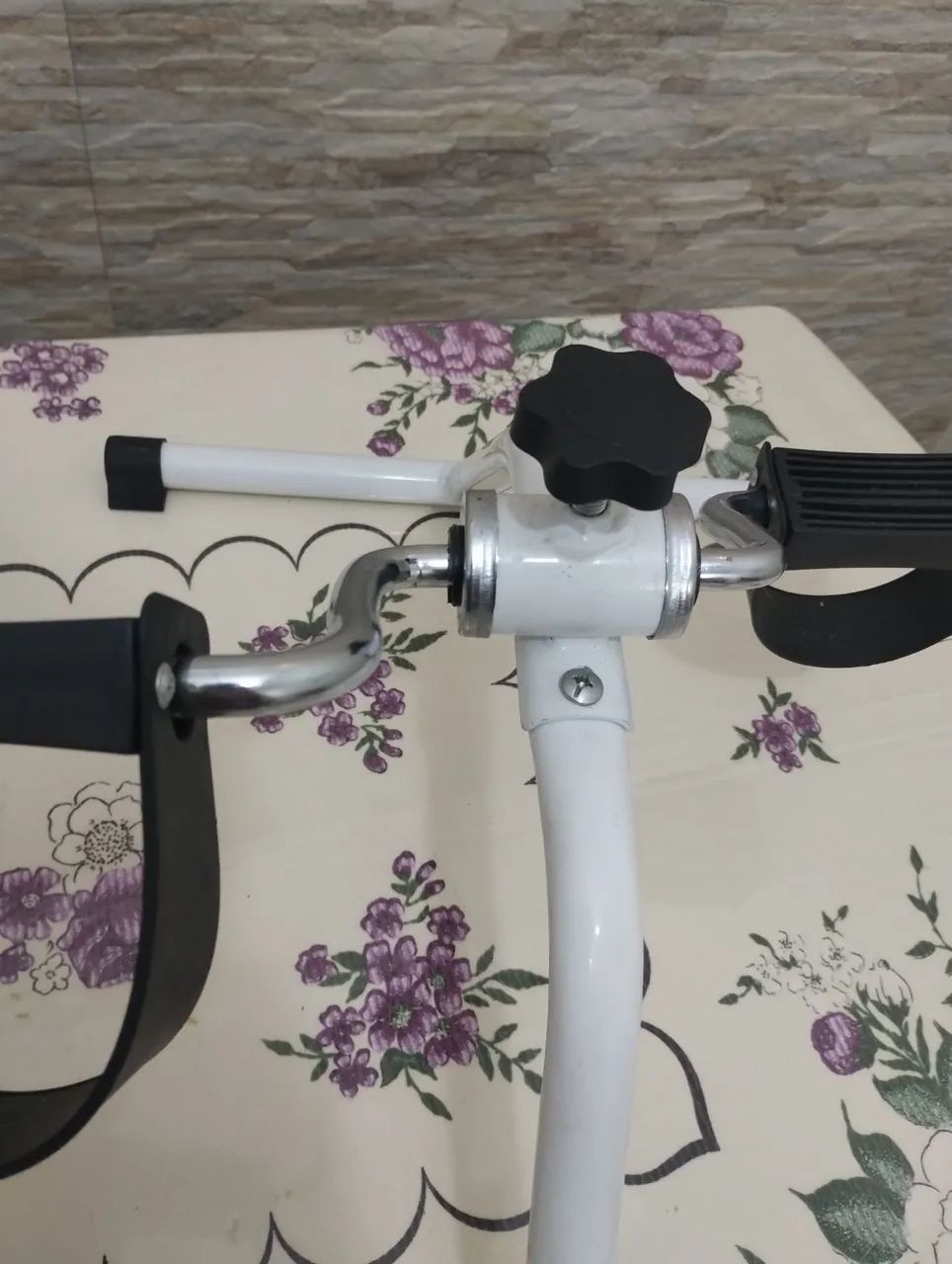 Mini Bicicleta ergométrica genérica branca 120kg - Foto 3