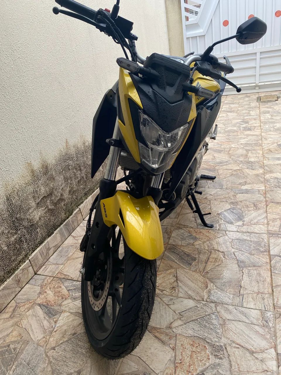 CB300 Twister ABS - Foto 3