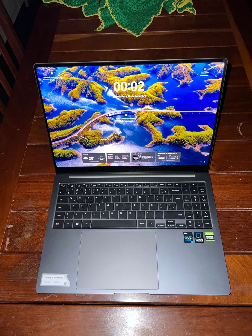 Notebook Samsung Ultrabook 3, Core i9, 32GB de ram, placa de vídeo 4070 8GB, SSD 1 Tera - Foto 5