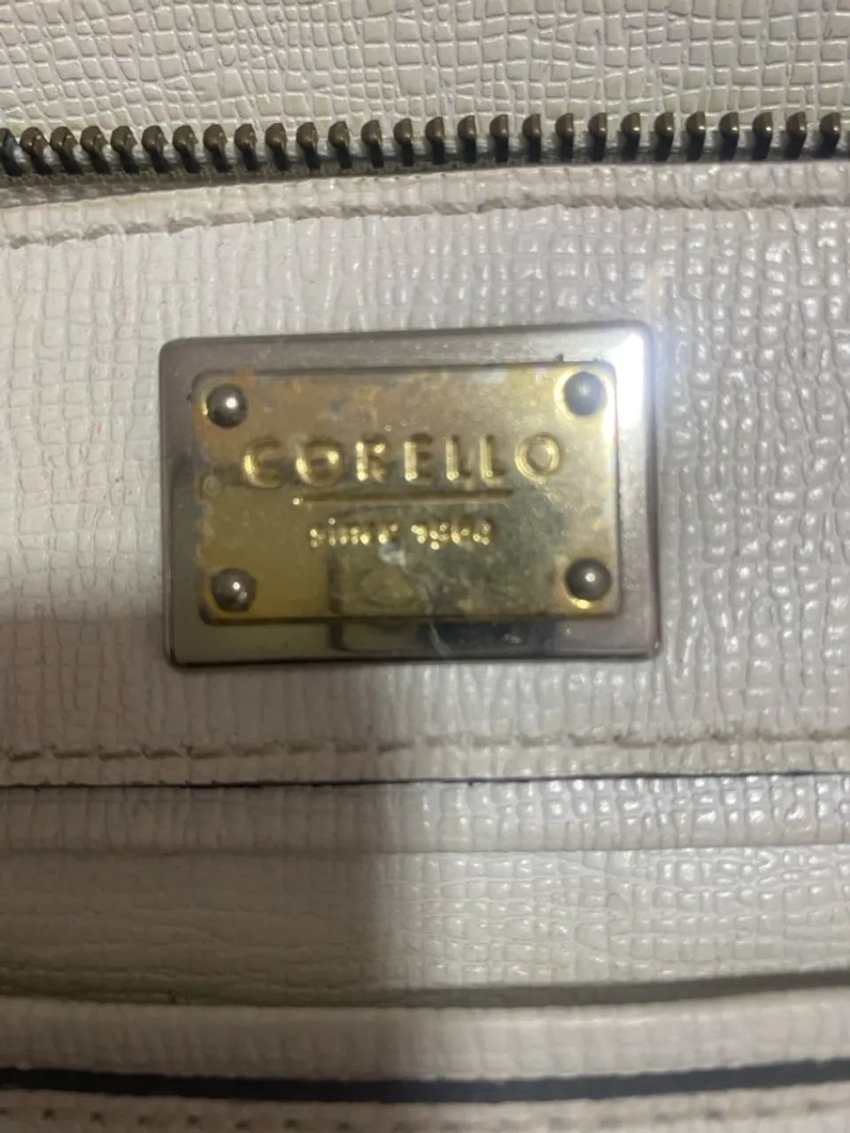 Bolsa de mão em couro com detalhes em offwhite  - Foto 3
