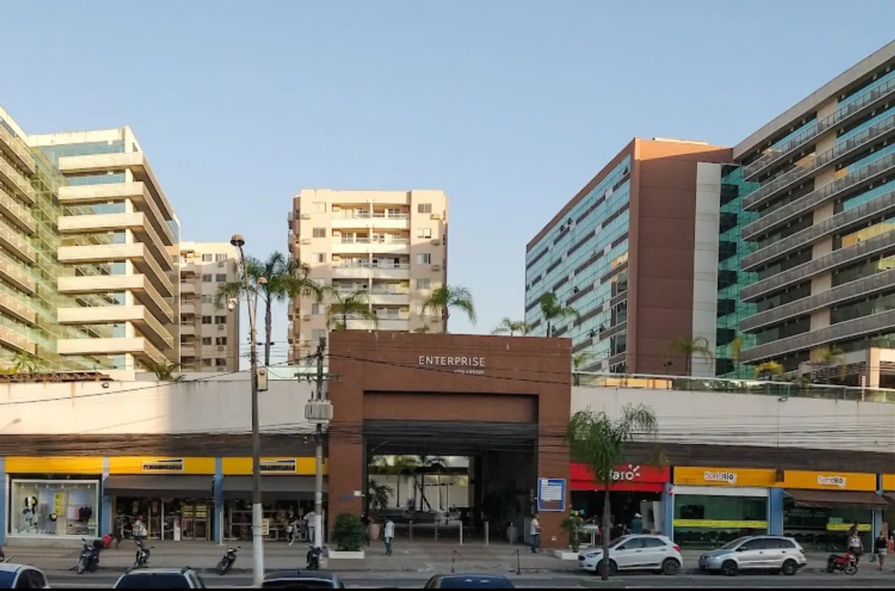 Vendo ou alugo 2 salas comerciais, centro de Itaboraí