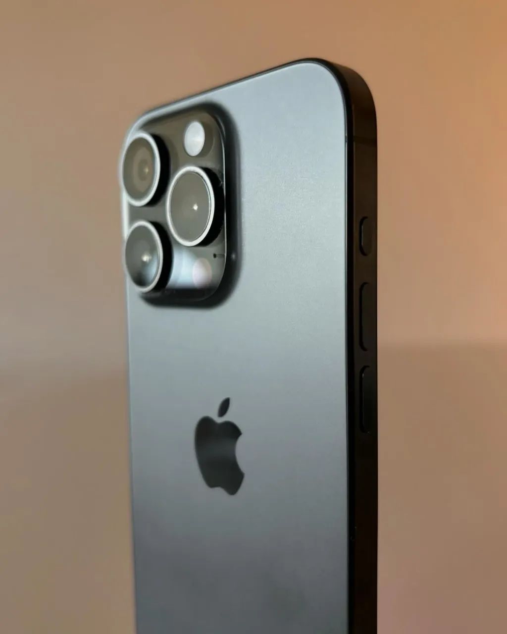 Iphone 15 Pro 256Gb GRAY ZERADO - Celulares e Smartphones - Centro