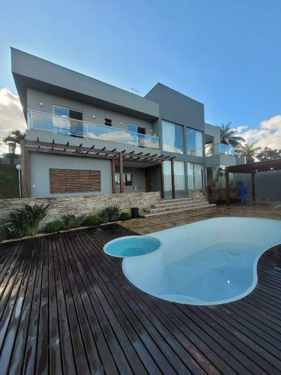 Casa Duplex para Aluguel no Quintas da Jangada - Ibirite
