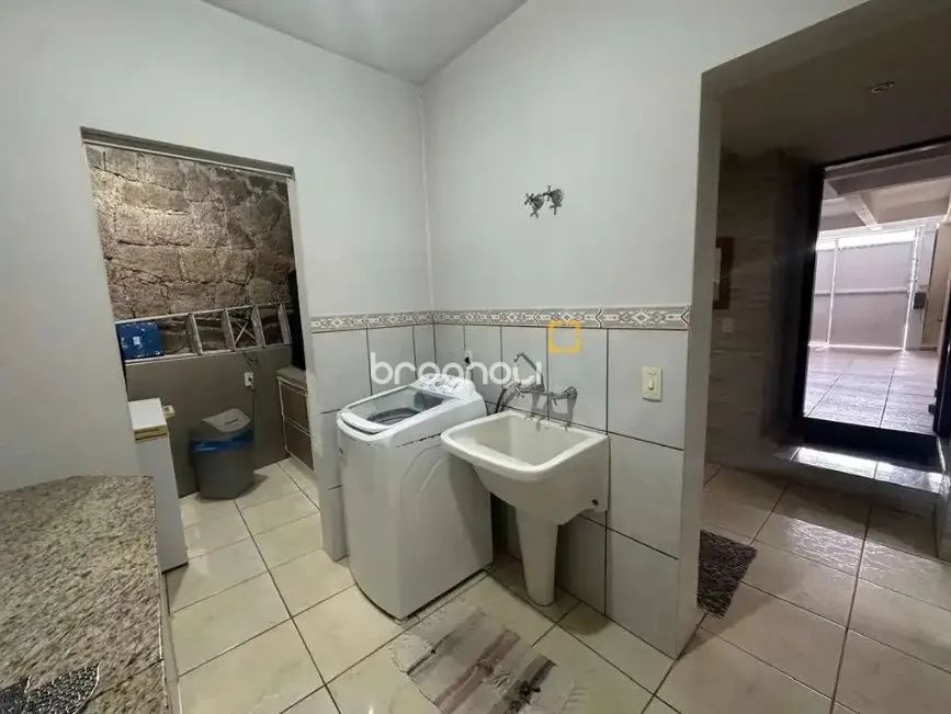 Casa a venda com 282m2 privativos, 3 quartos(suíte), 2 vagas - Cacupé - Fpolis - SC - Foto 5