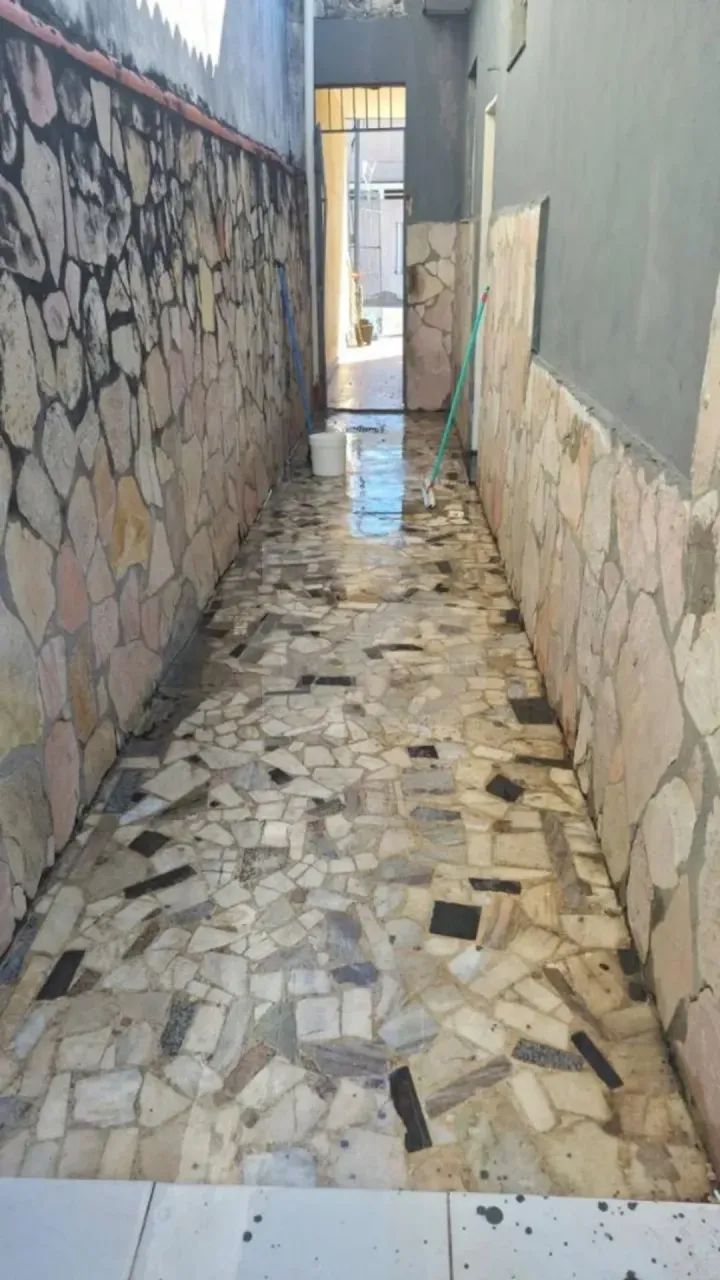 Casa no Bairro Luzia com 4 Quartos, 2 Suítes e 2 Vagas - Foto 3