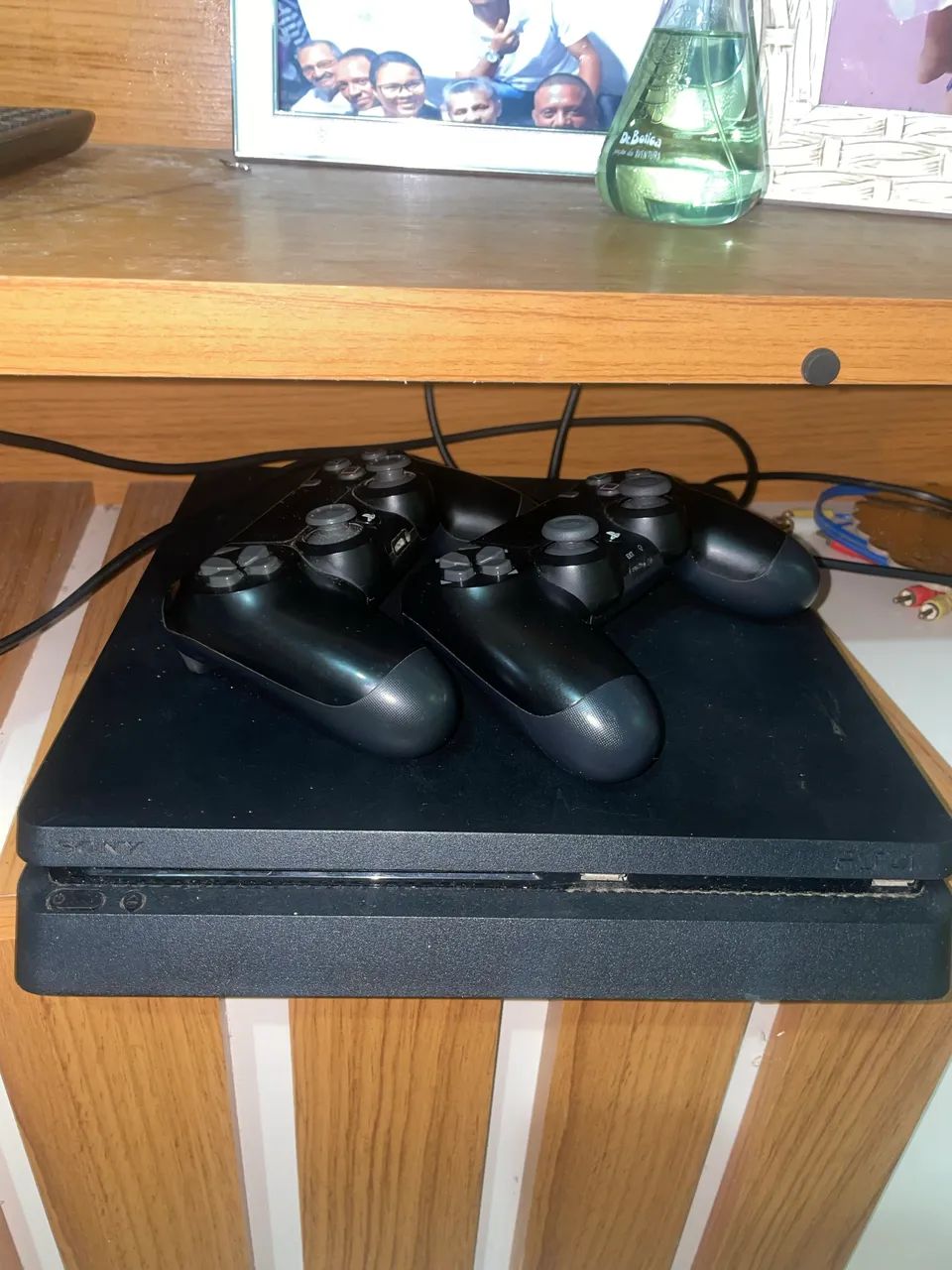 Ps4 slim 1T - Foto 2