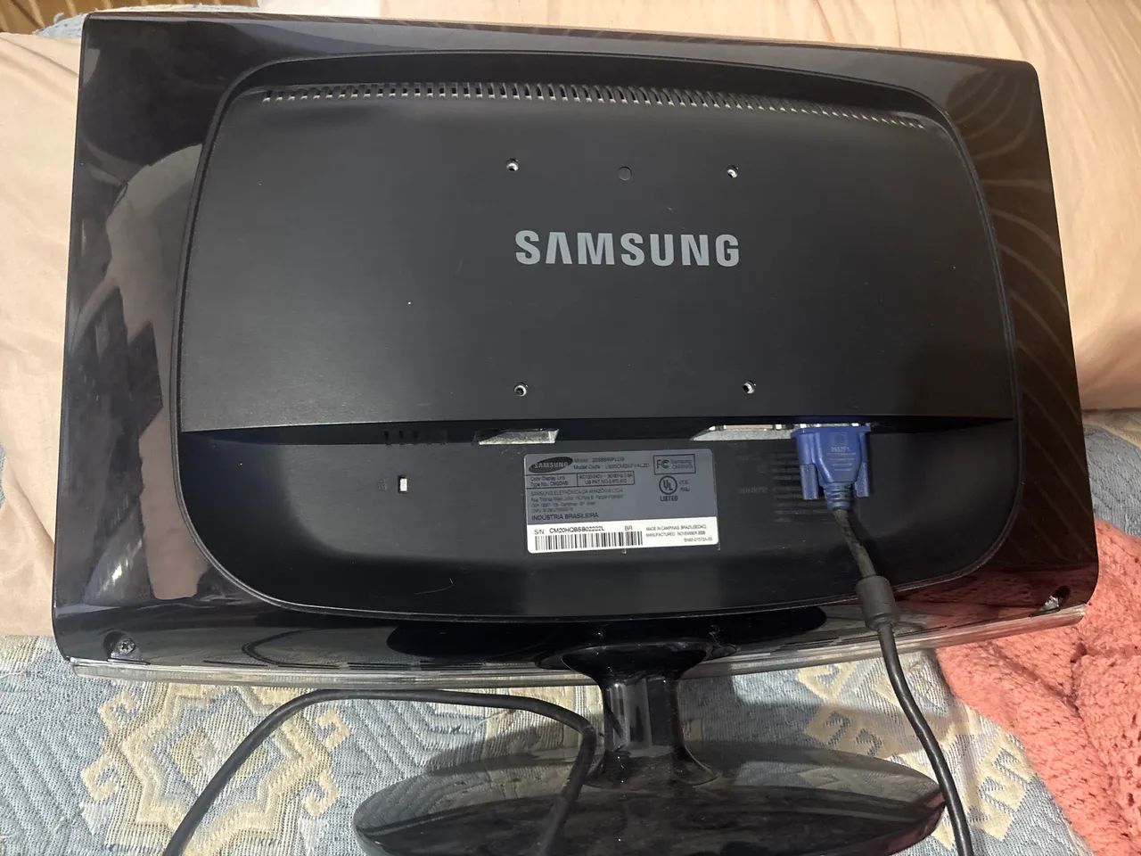 Monitor  Samsung SyncMaster 2033 - Foto 3