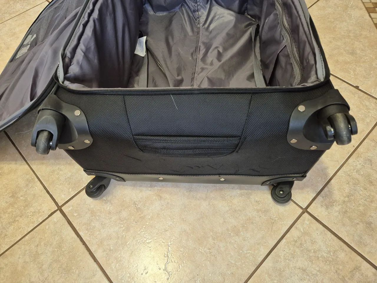 Mala viagem 32kg preta - Foto 4