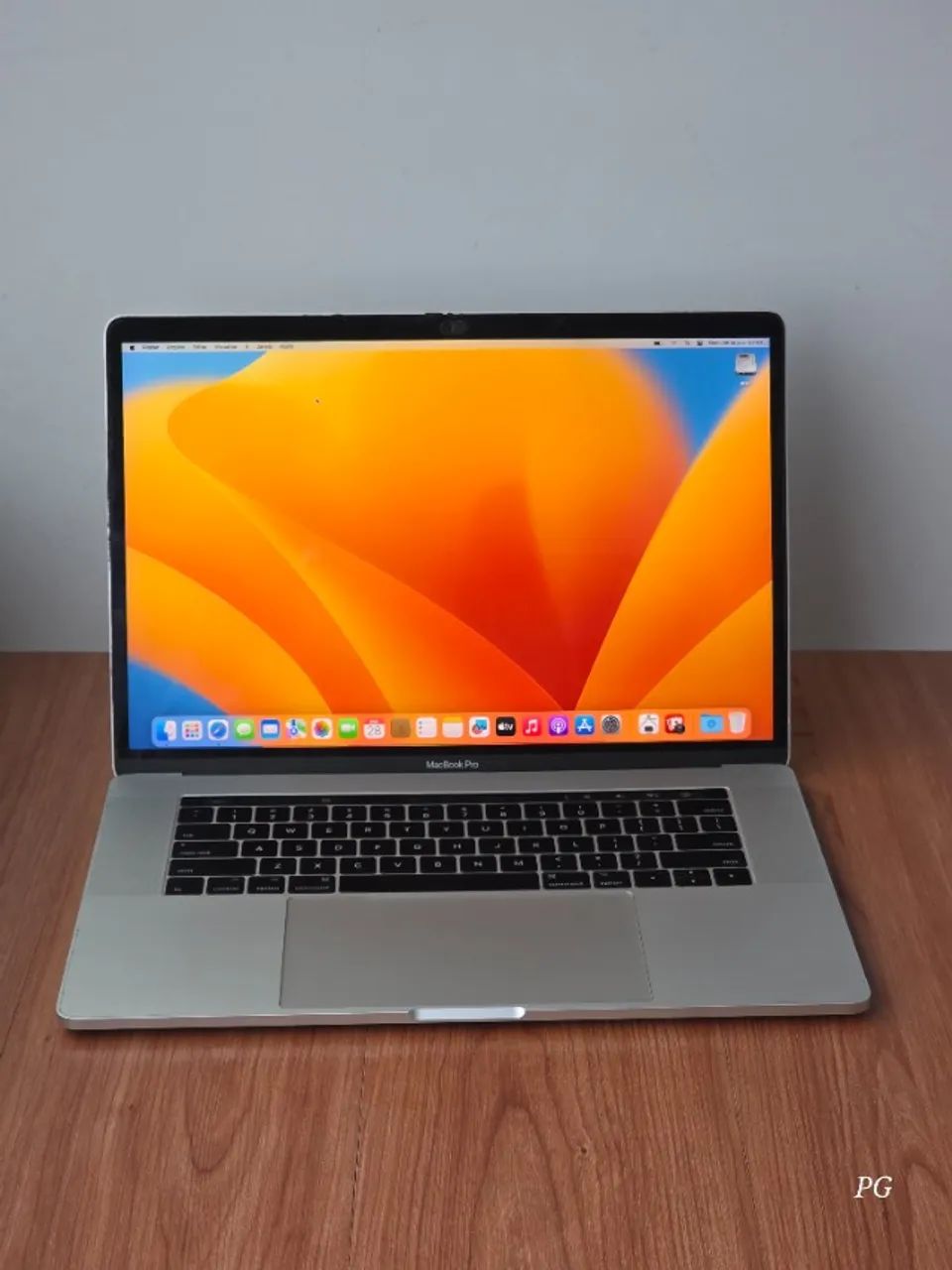 MacBook Pro 2017 i7 16gb 500gb SSD 15 polegadas Placa Vídeo 4gb - Aceito Troca