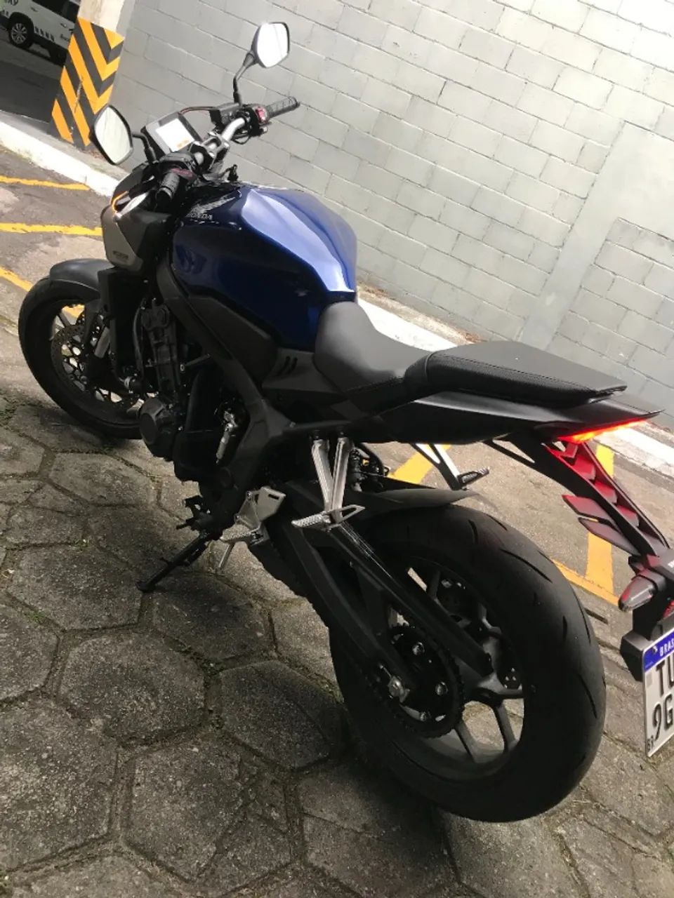 CB 650r - Foto 5