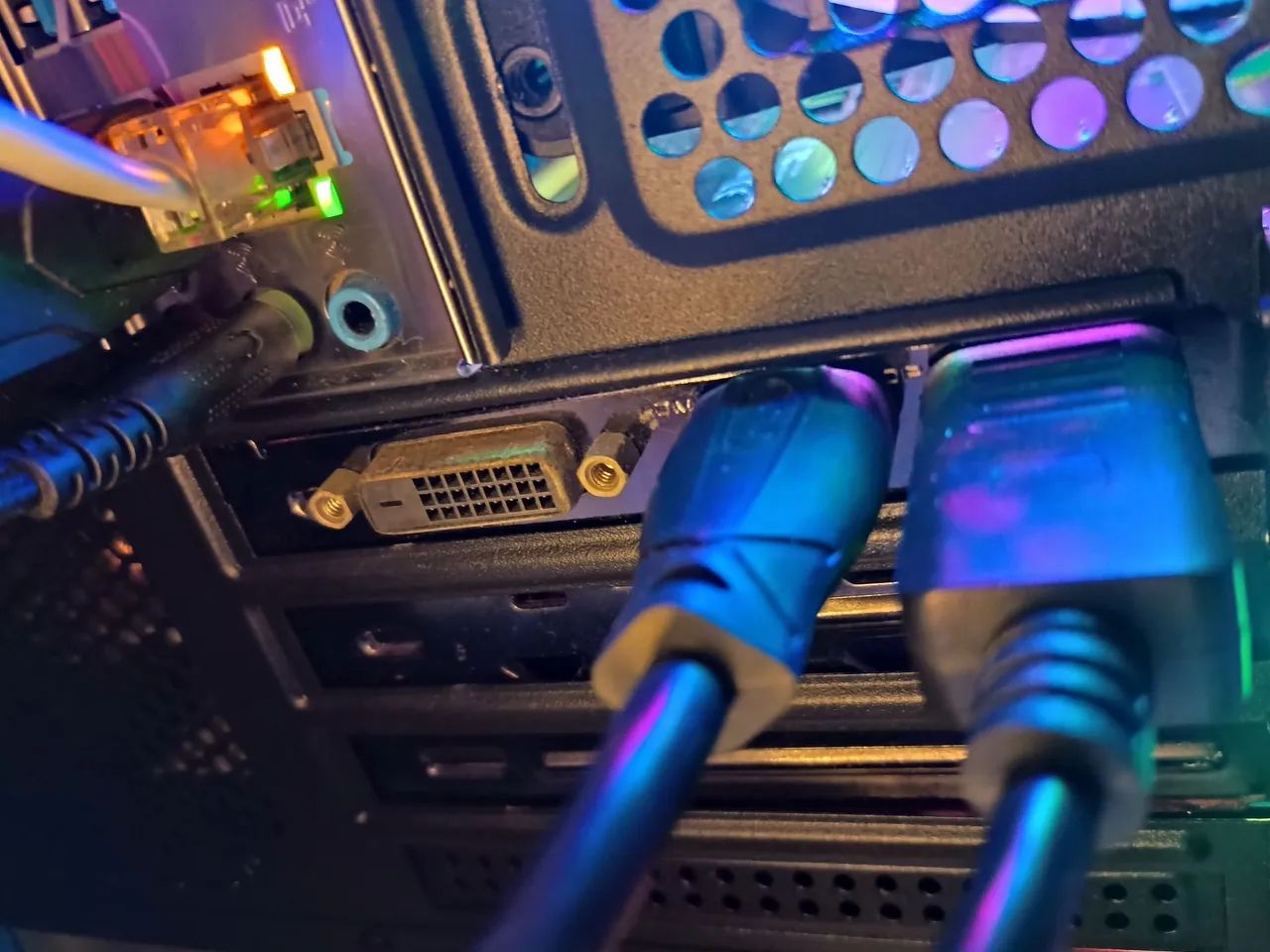 Placa de vídeo 1660 TI 6Gb funcionando perfeitamente  - Foto 4