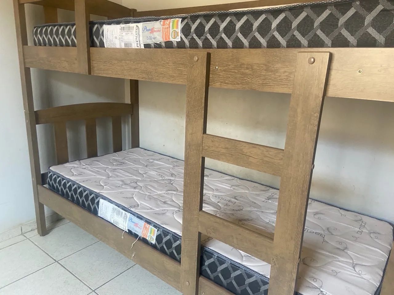 Cama beliche solteiro com colchões  - Foto 3