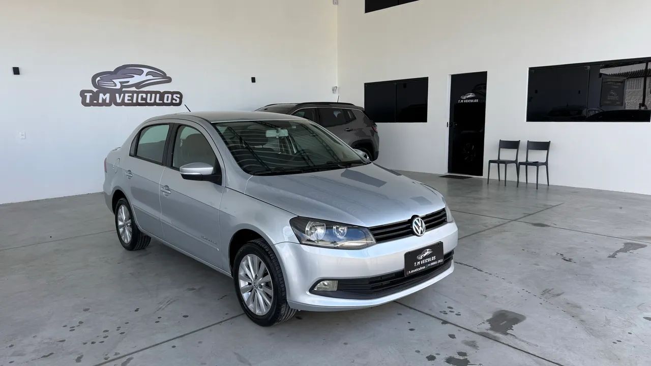 Volkswagen Voyage 2015