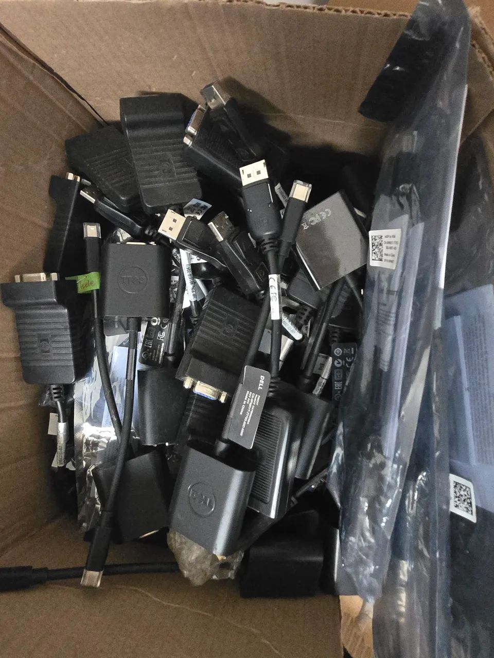 Lote Adaptadores Hdmi, Display Port e cabos 