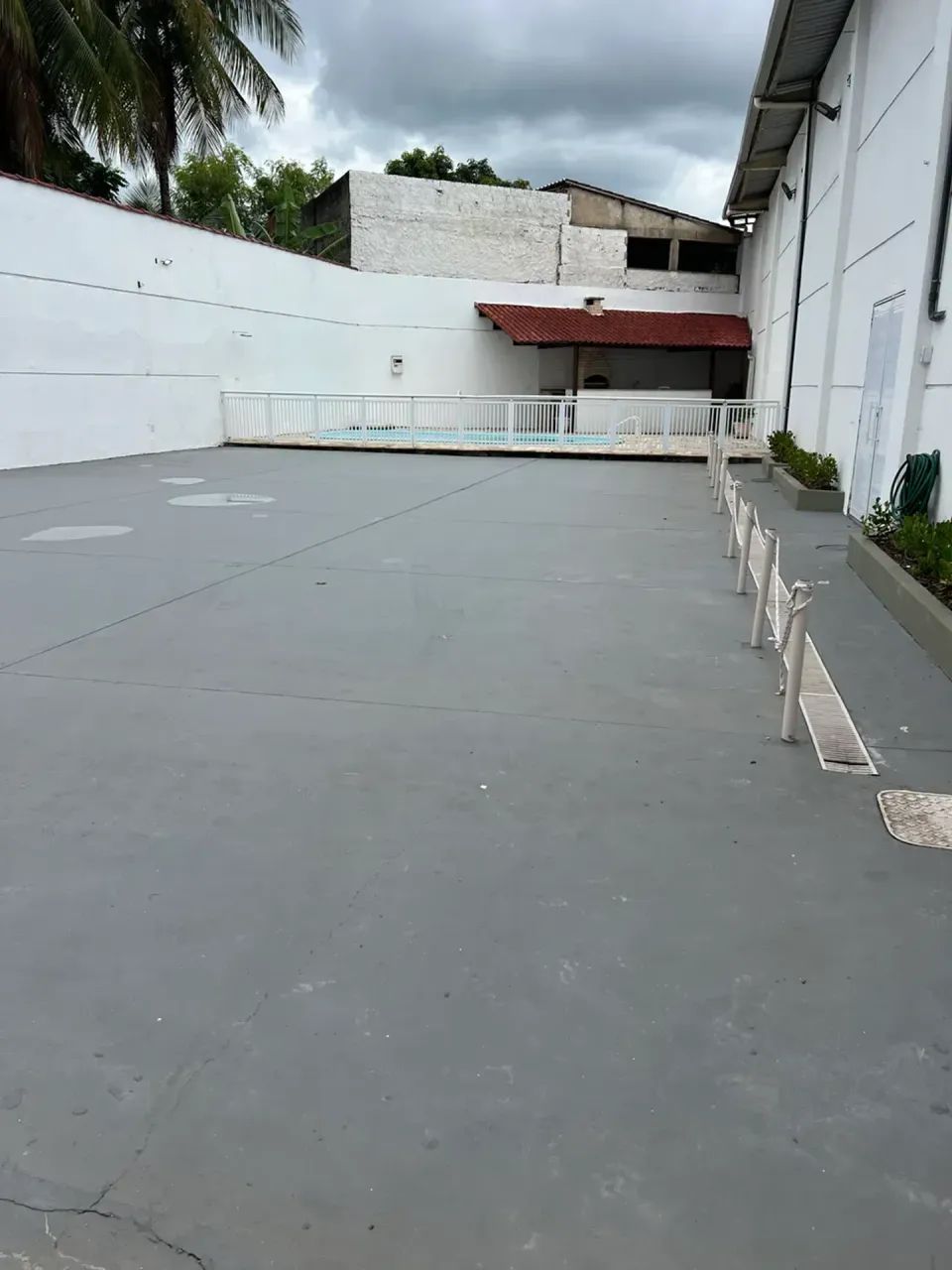 Imóvel para aluguel possui 1000 metros quadrados em Campo Grande - Rio de Janeiro - RJ - Foto 2