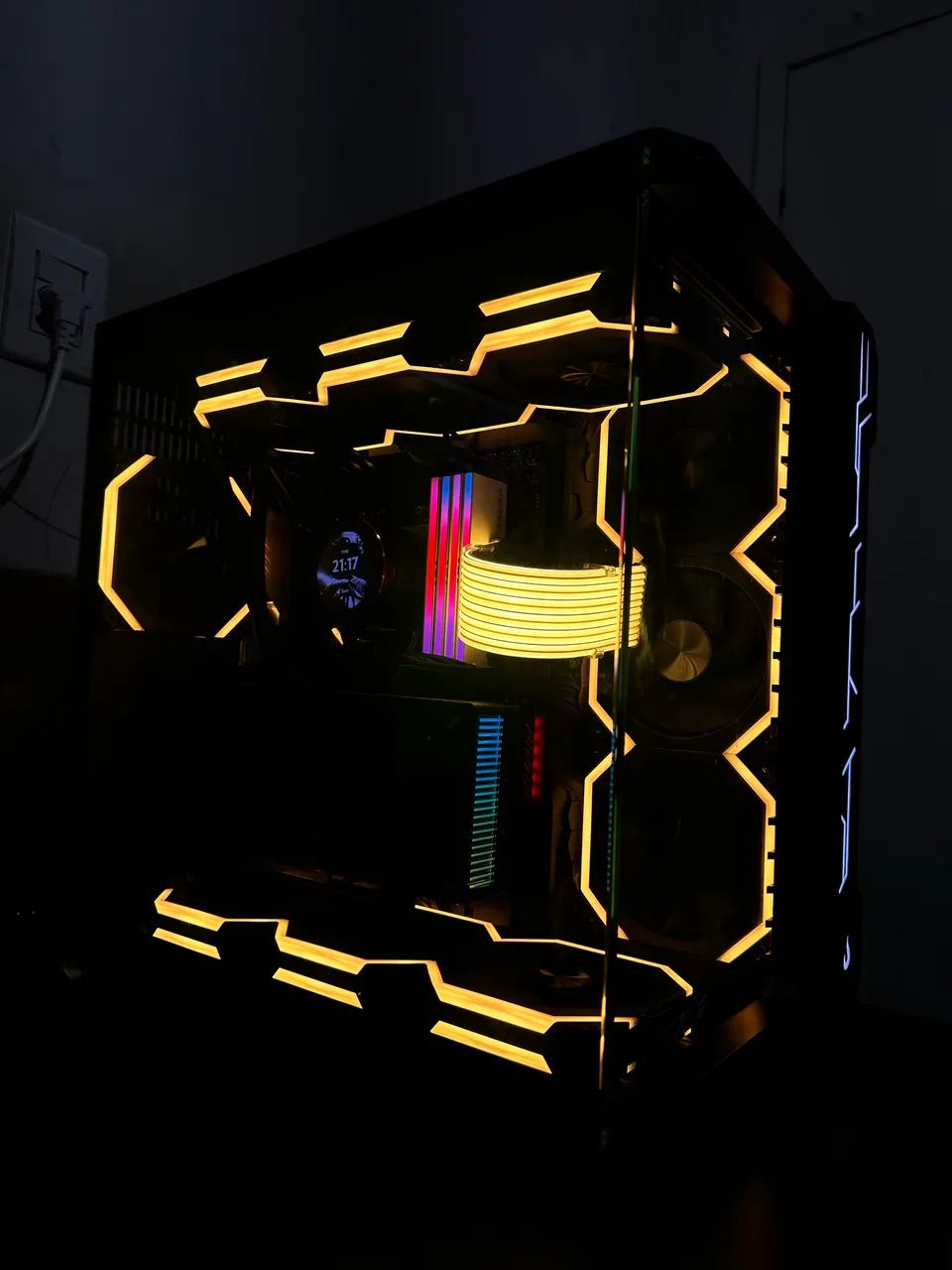 Pc gamer ryzen 7 5700x + RTX 5060 32GB RAM - Foto 4