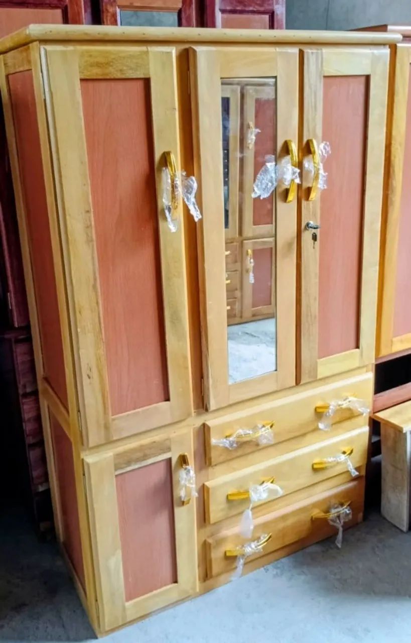 Guarda roupa de 3 portas novo . - Foto 2
