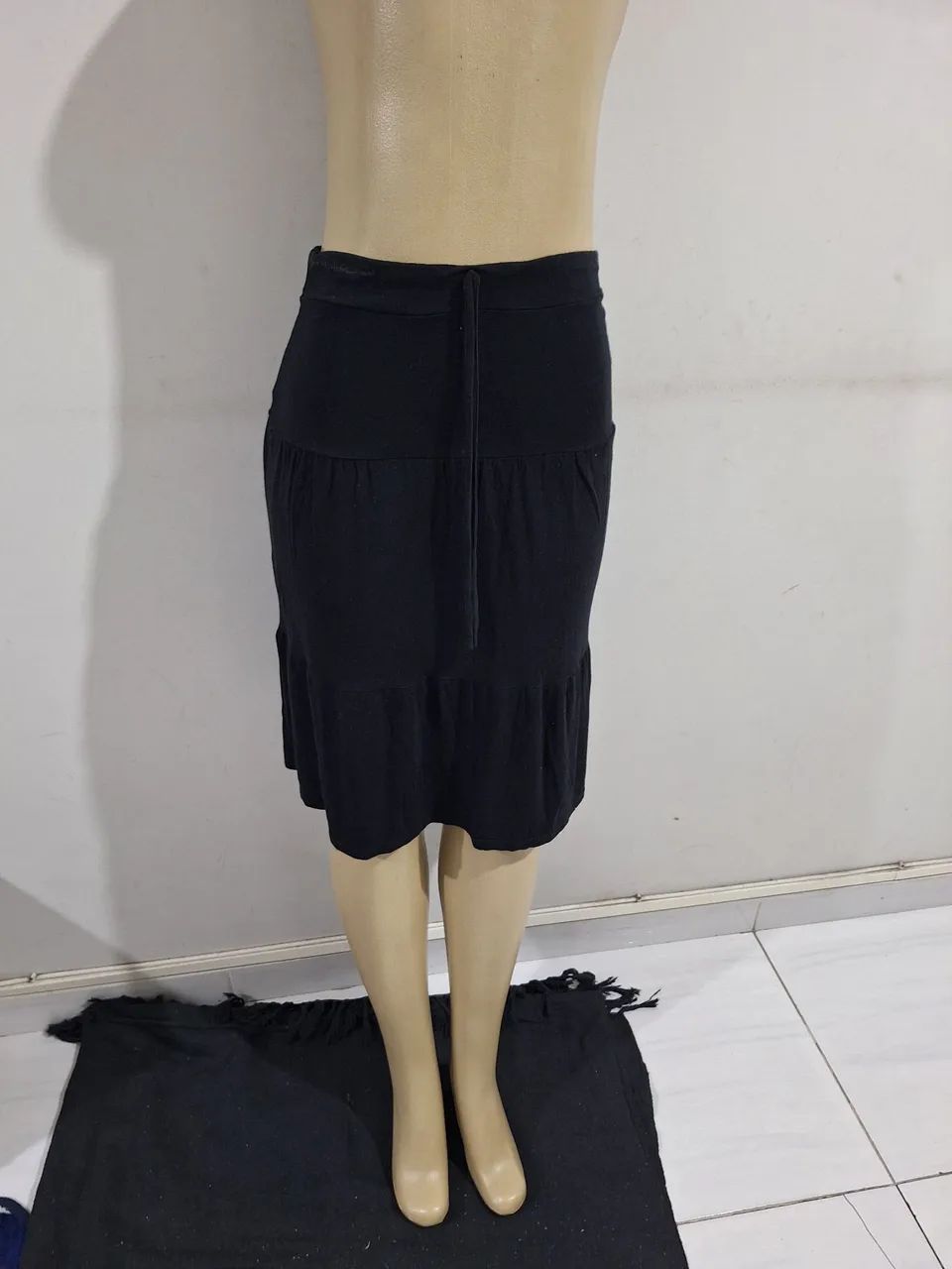Saia feminino preta