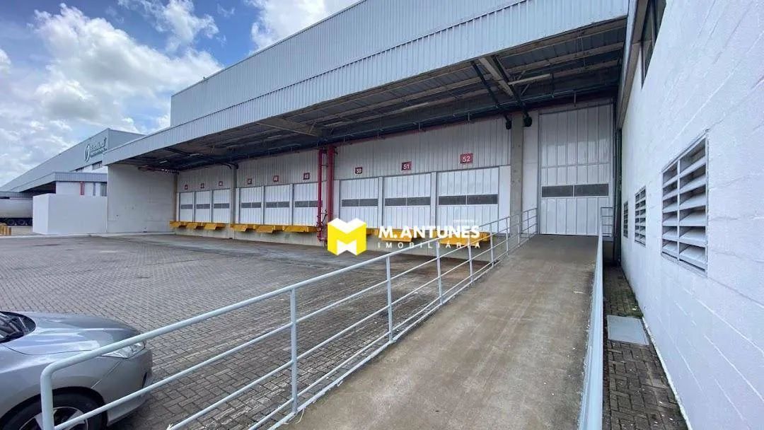 Galpão para Locação em Condomínio com 4.574m². Possui 08 Docas - Foto 4